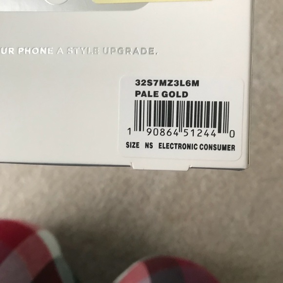 Michael Kors iPhone 7 Plus case - Picture 7 of 7